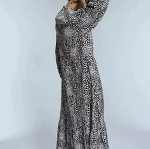 Zara Animal print Midi dress